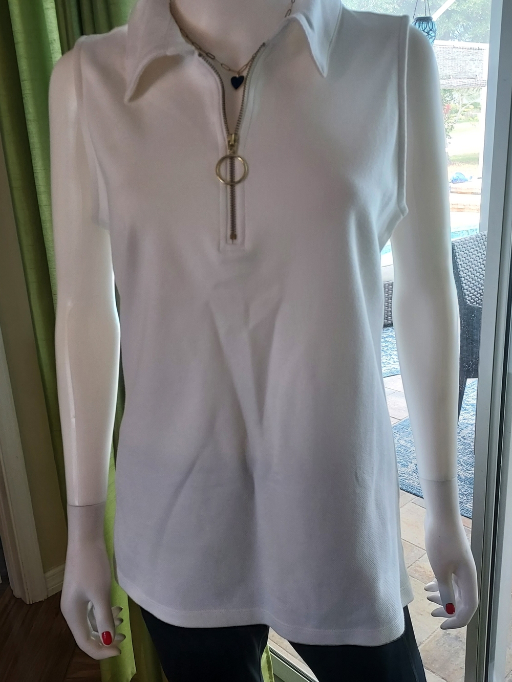 Belle by Kim Gravel White Sleeveless Polo Top with Gold Zip Ring. NWOT